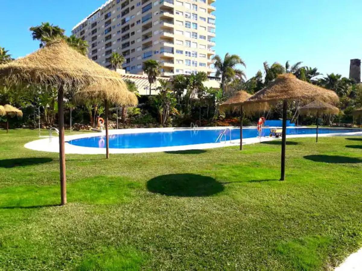 Beachfront Complex El Coloso Views,Pools,Parking Benalmadena Costa Экстерьер фото